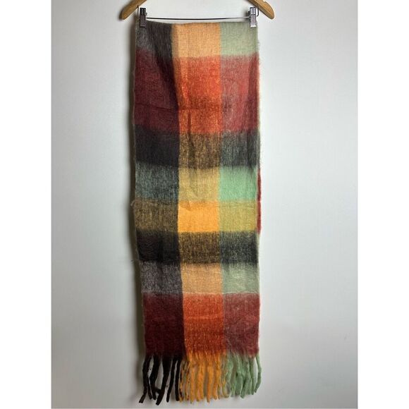 Yellow and Brown CHUNKY CHECKERED SCARF WITH FRINGE - Picture 4 of 6